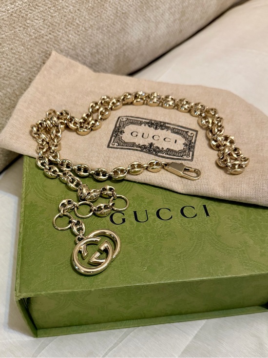 Gucci Logo Mariner Chain Belt - Gold Belts, Accessories  Gucci Gold Chain Logo Mariner Belt with GG Pendant sz 85